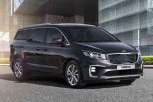 تأجير سيارة كيا كرنفال عائليه