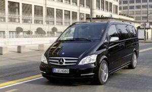 مرسيدس فيانو للآيجار