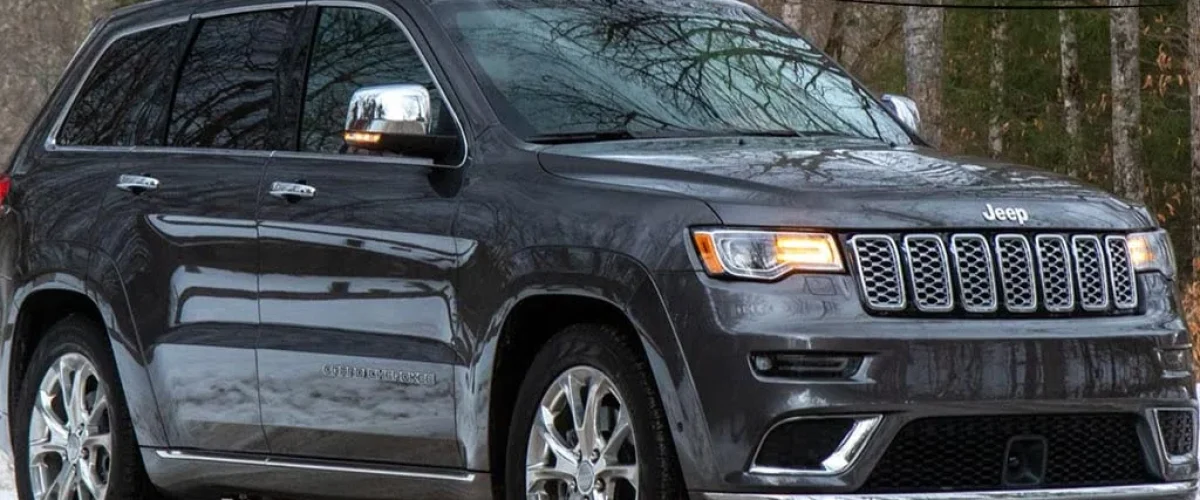 تأجير سيارات جيب جراند شيروكي